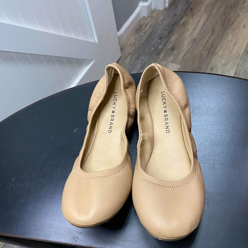 Lucky brands women's size 8.5